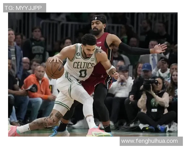 球迷炸锅：塔图姆这一行为引热议！